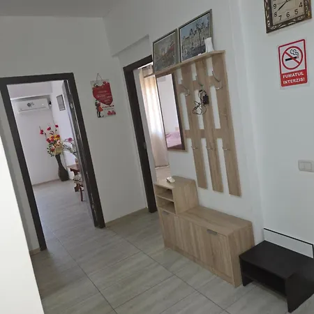 Nico Appartamento Năvodari